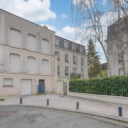 Apartment L'auguste - 10mn Paris - Proche Gare Maisons-Alfort