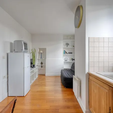 L'auguste - 10mn Paris - Proche Gare Apartment
